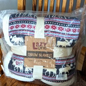50" x 60" Moose throw blanket